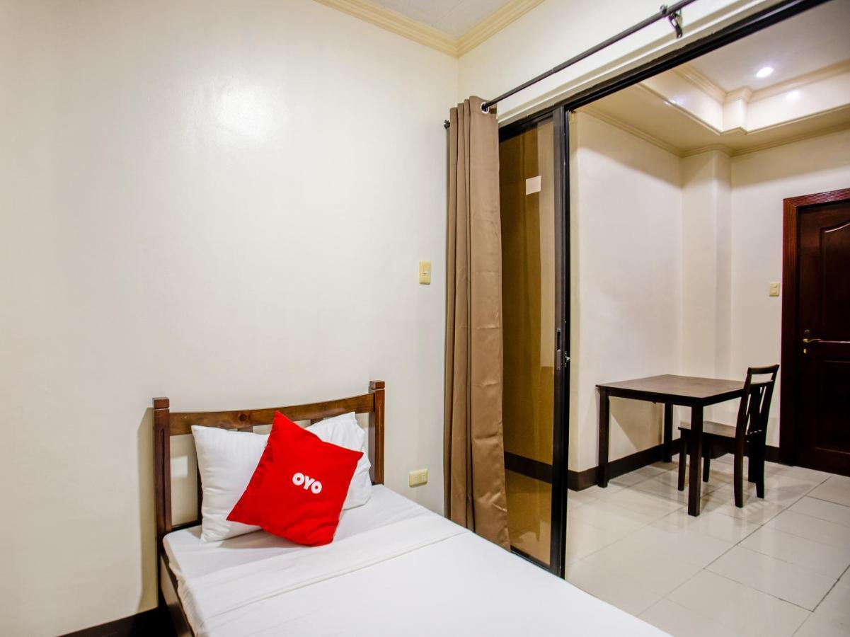 Oyo 831 Casa Maria Hotel Manila Exterior foto